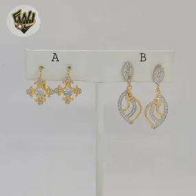 (1-1188) Gold Laminate - Two Tones Dangle Earrings - BGF