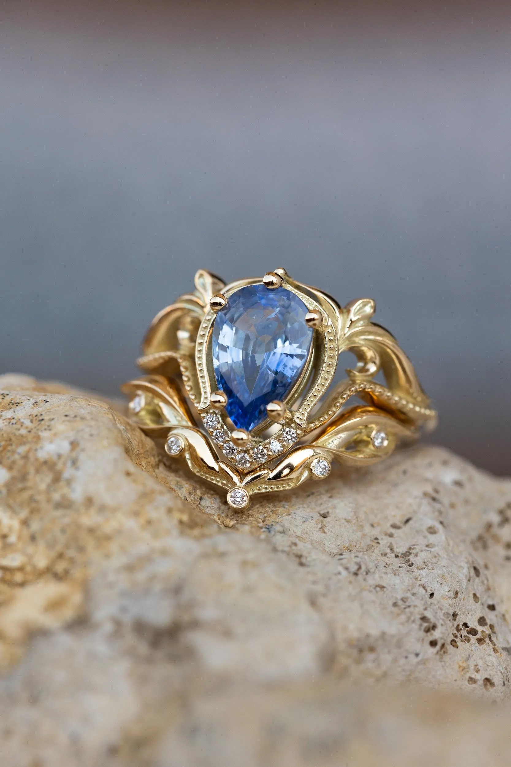 2 carat light blue sapphire engagement ring, vintage inspired gold statement ring / Lida