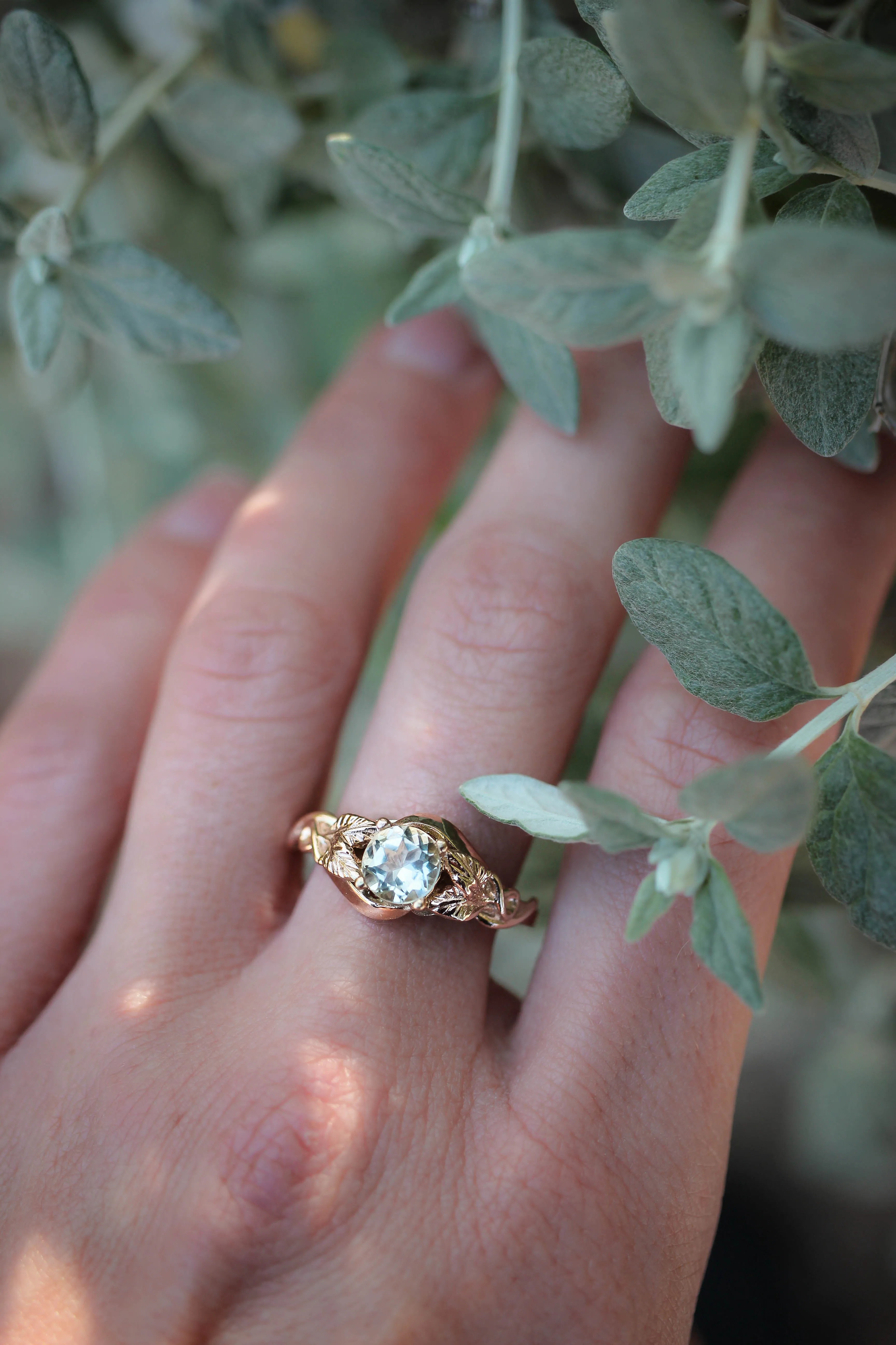 Azalea | custom engagement ring setting, round 6 mm