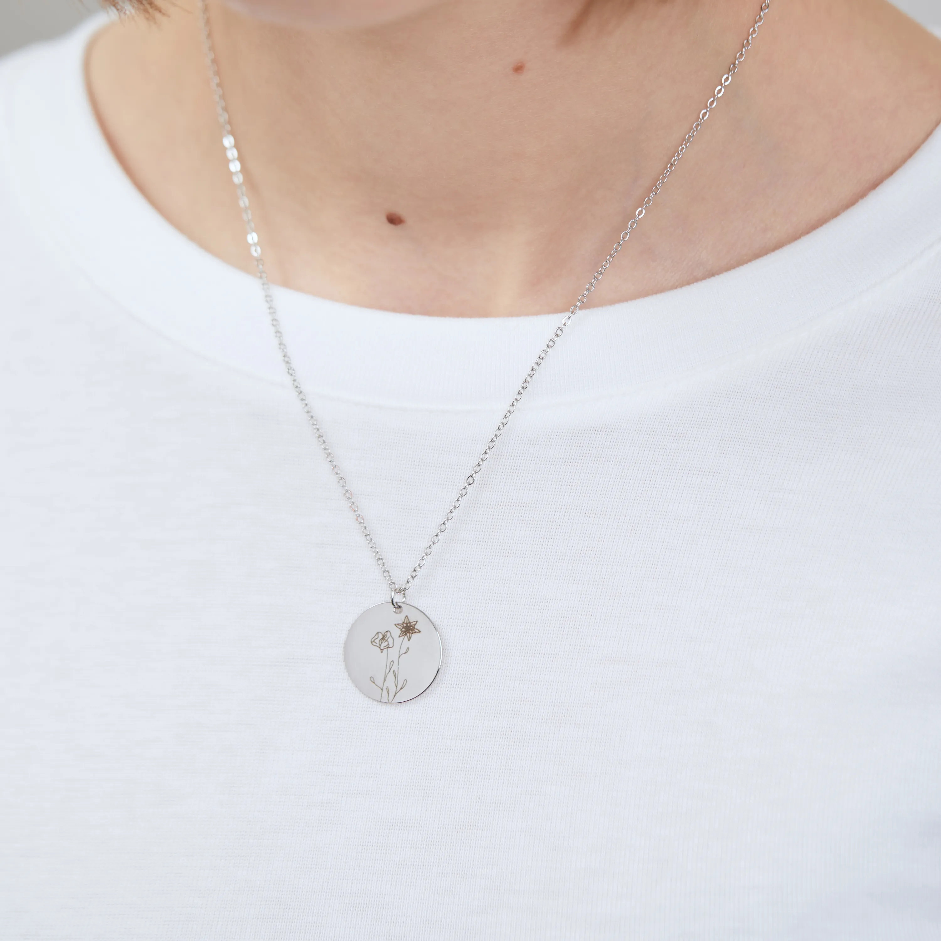 Berry Birth Flower Necklace