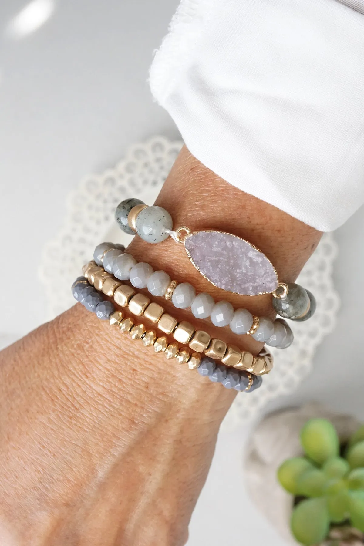 Boho Beads Bracelets set of 4 piece with Druzy Semi Precious stones in Gray and gold