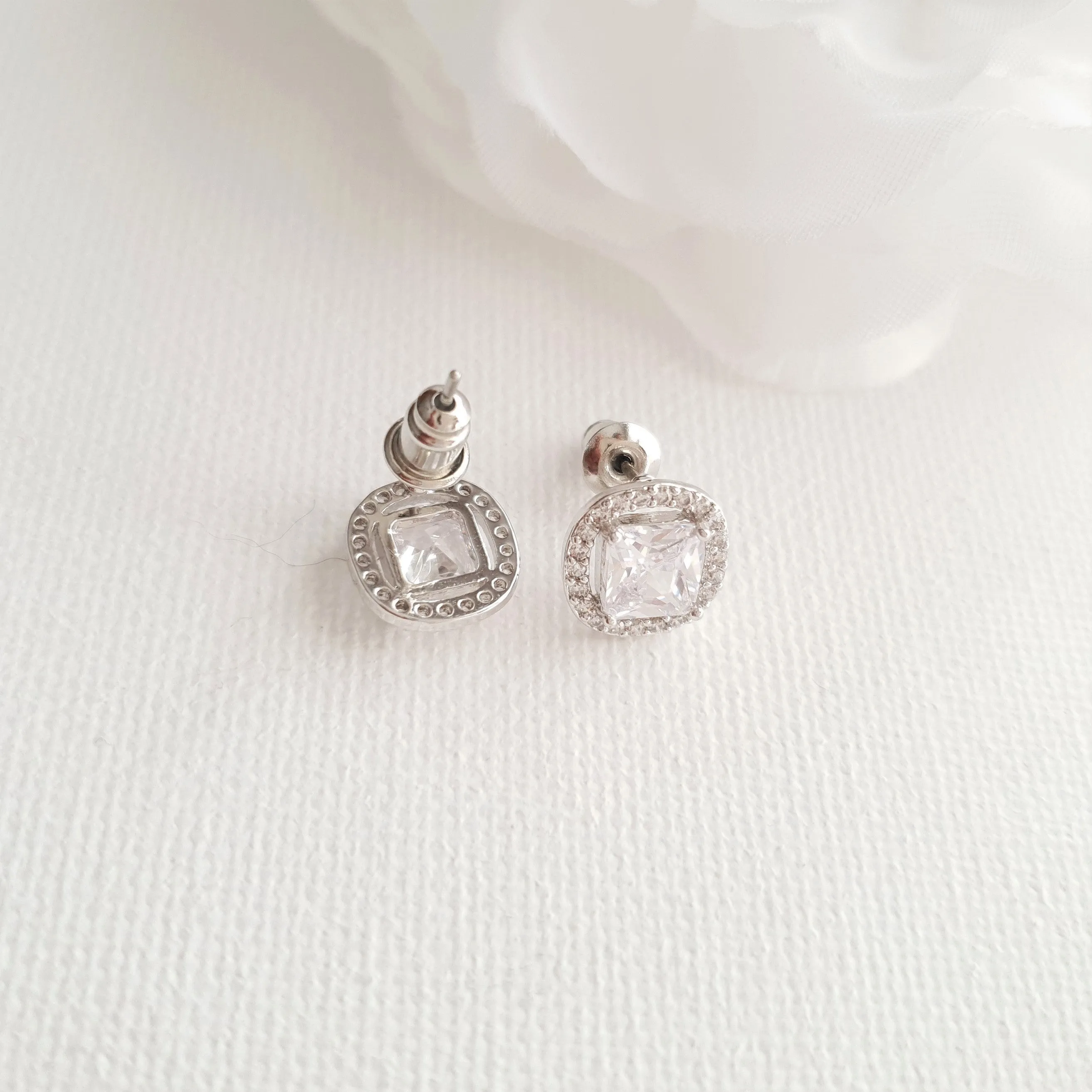 Bridesmaids Stud Earrings in Rose Gold-Piper