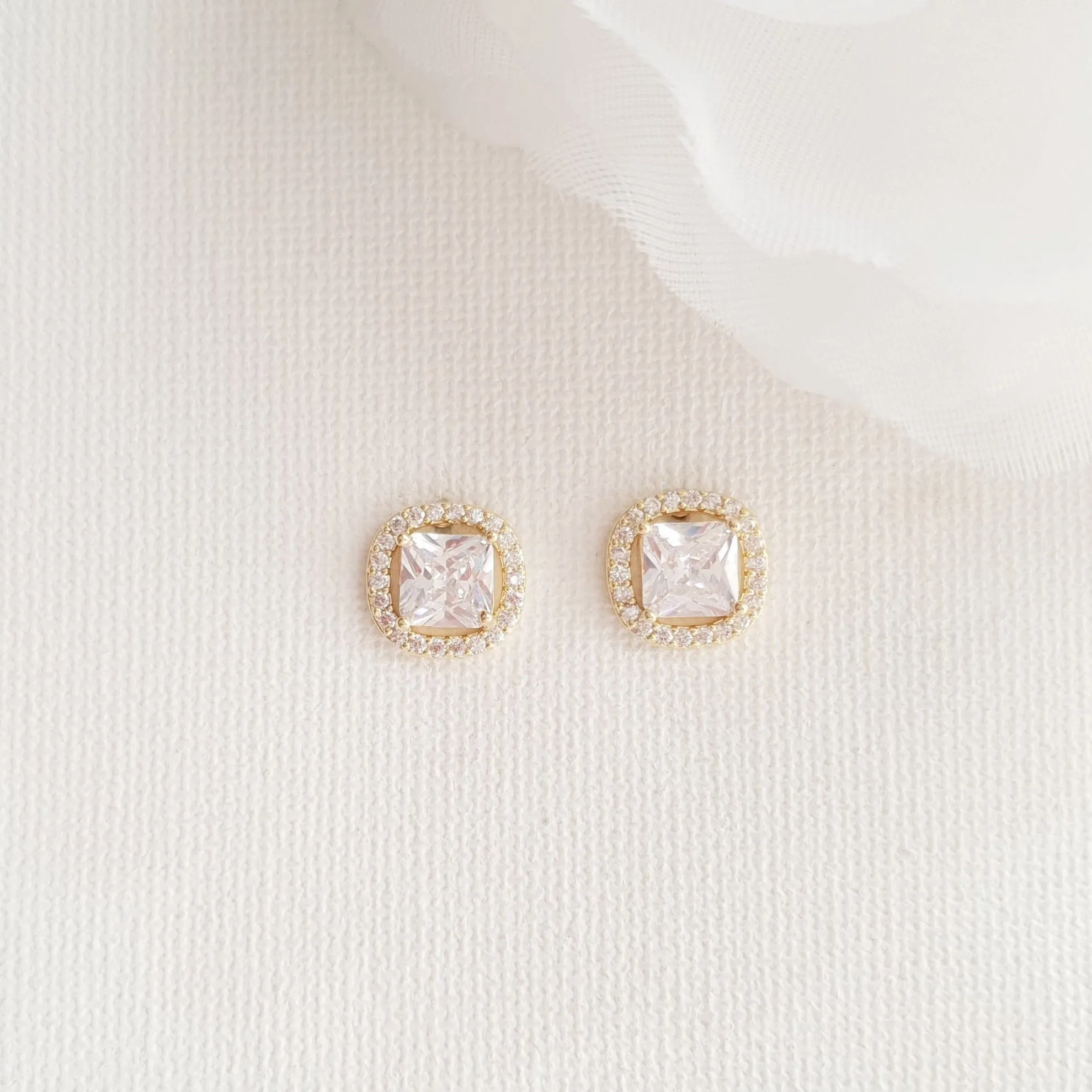 Bridesmaids Stud Earrings in Rose Gold-Piper