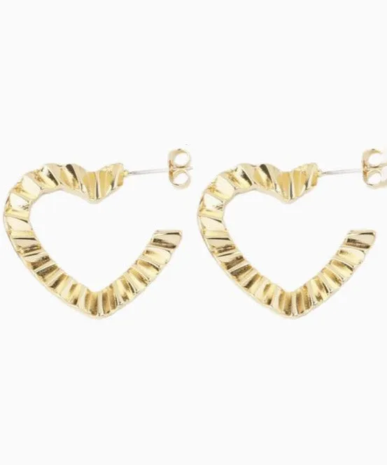 Crinkle Heart Hoops - Gold