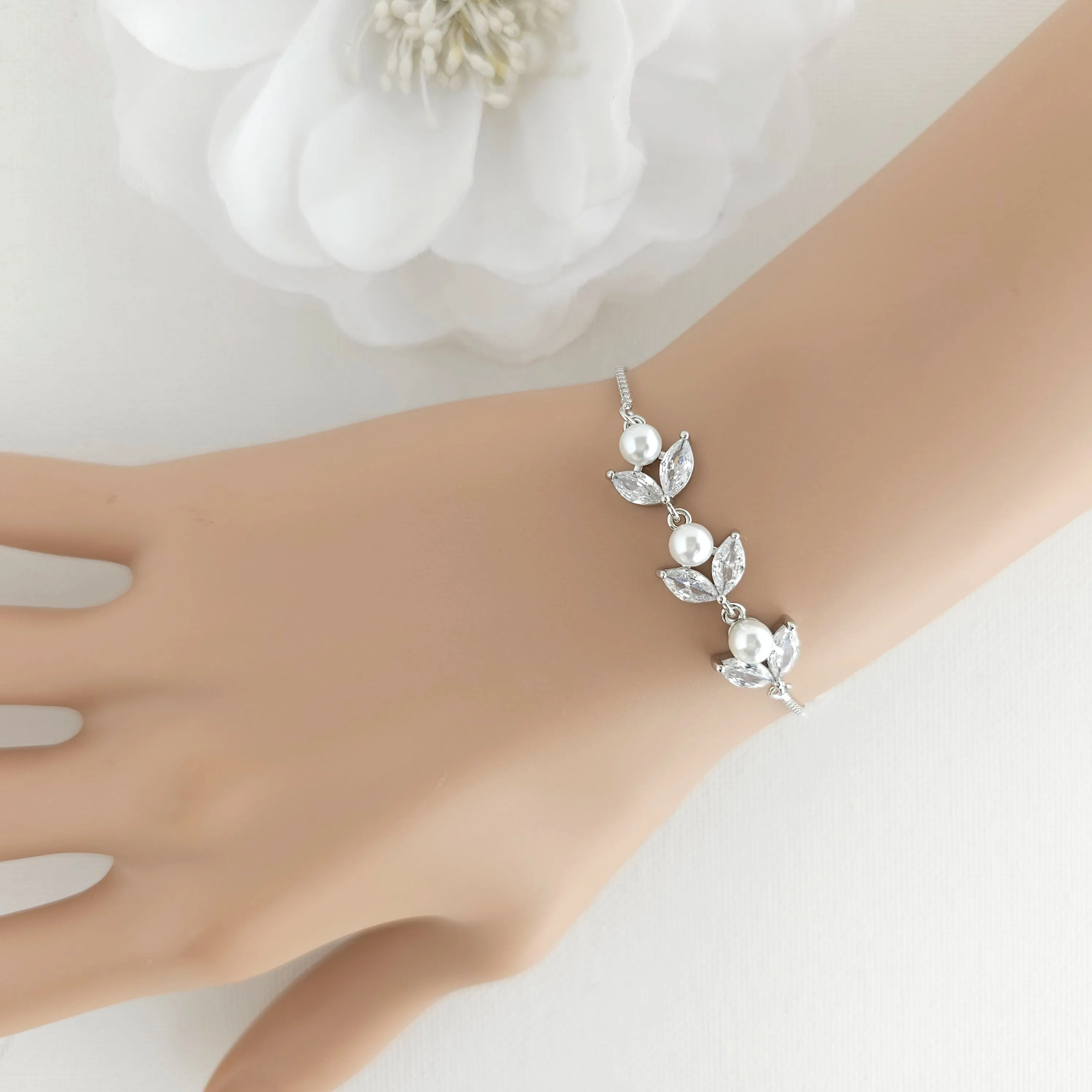 Dainty Rose Gold Bracelet for Brides and Bridemaids-Leila