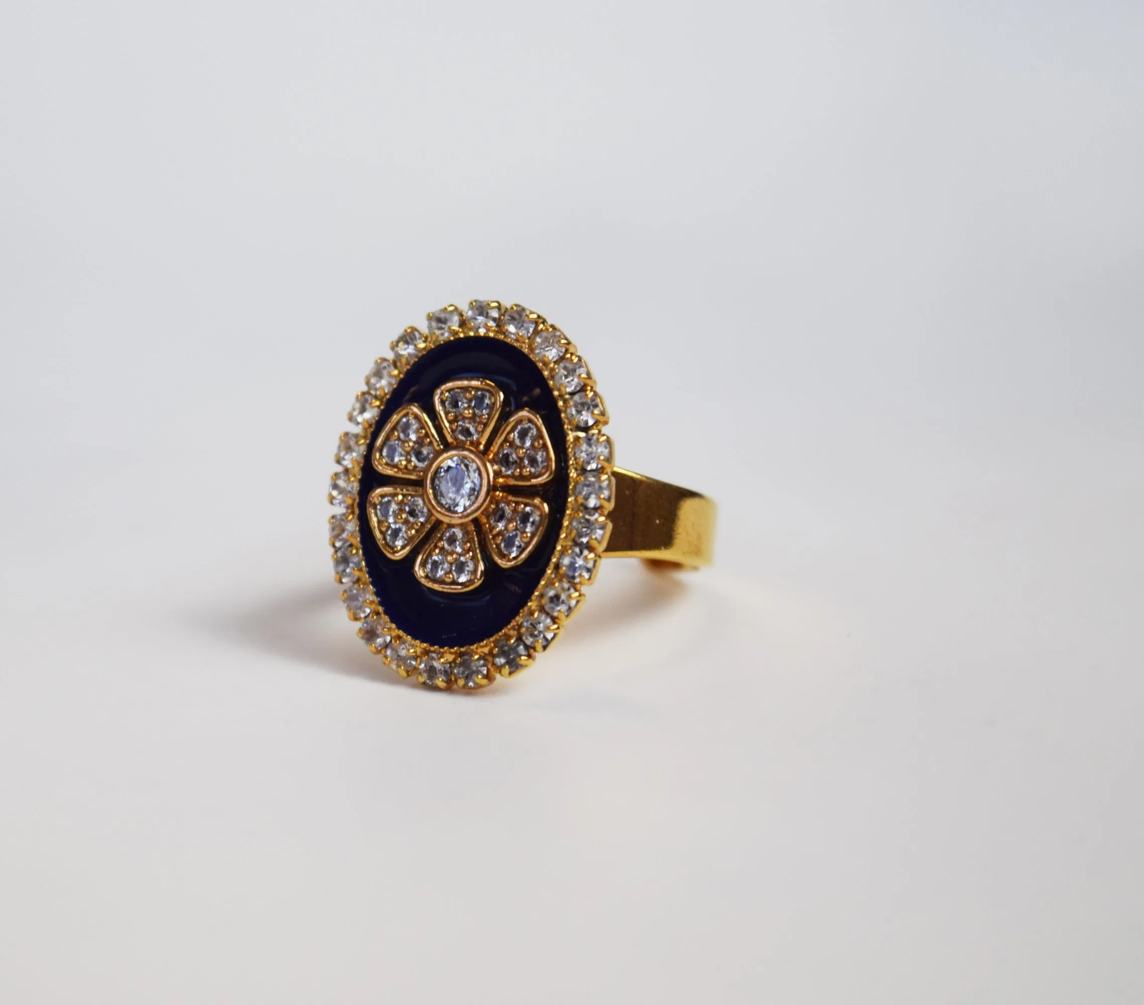 Faux Enamel ring with crystal halo - Flower