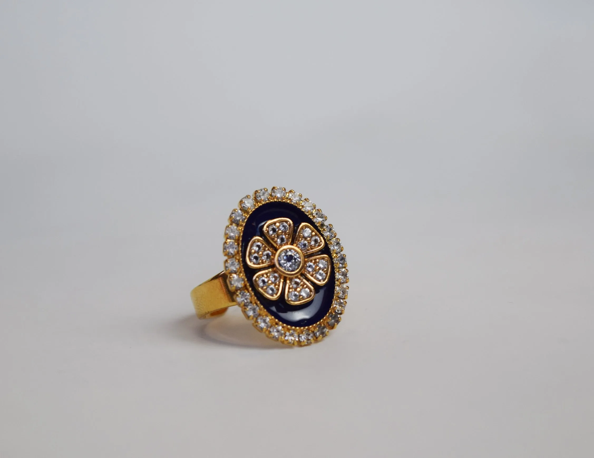 Faux Enamel ring with crystal halo - Flower