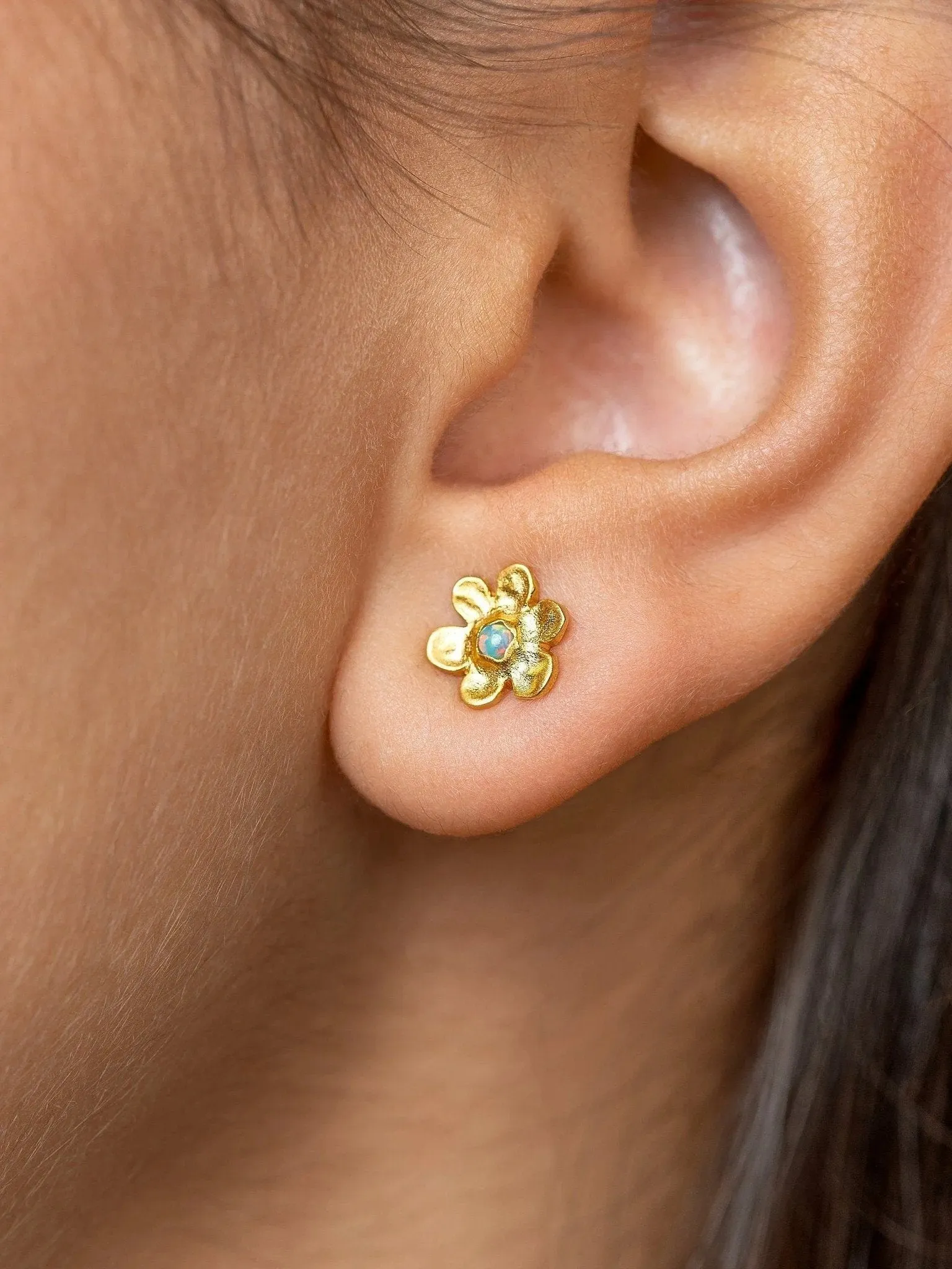 Luchi Flower Stud Earrings