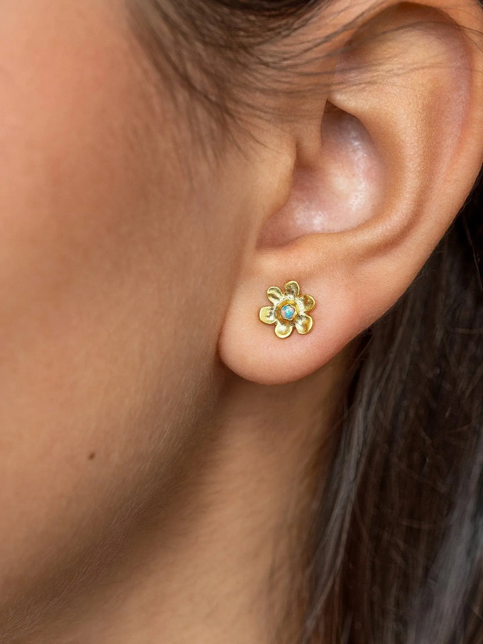 Luchi Flower Stud Earrings