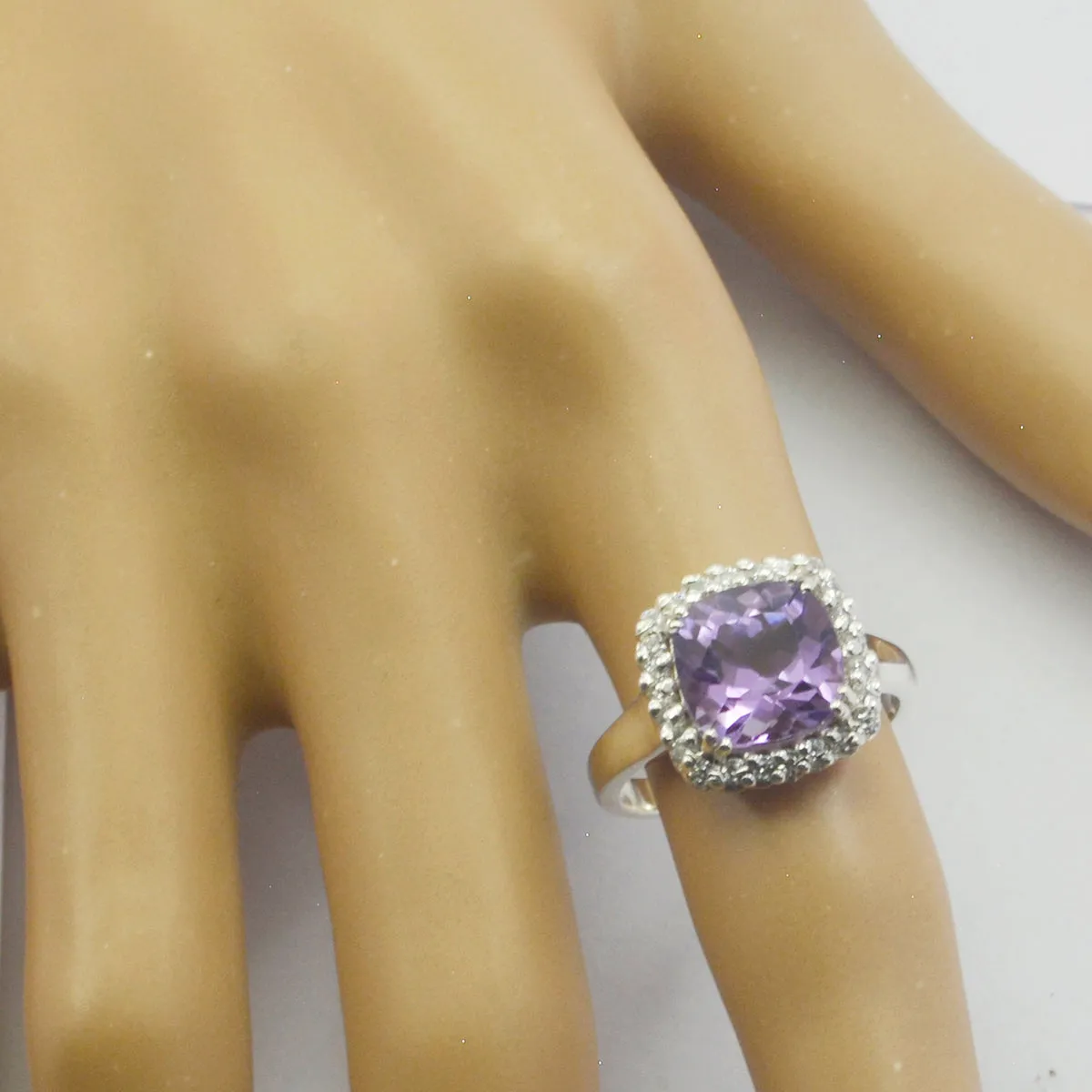 Luscious Gem Amethyst 925 Sterling Silver Rings Friendship Jewelry