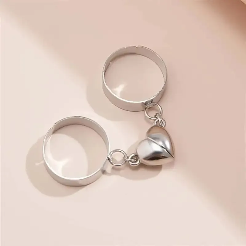 Magnetic Chain Couples Romantic Pair Ring Love Heart Pendant Opening Women Lovers Jewelry