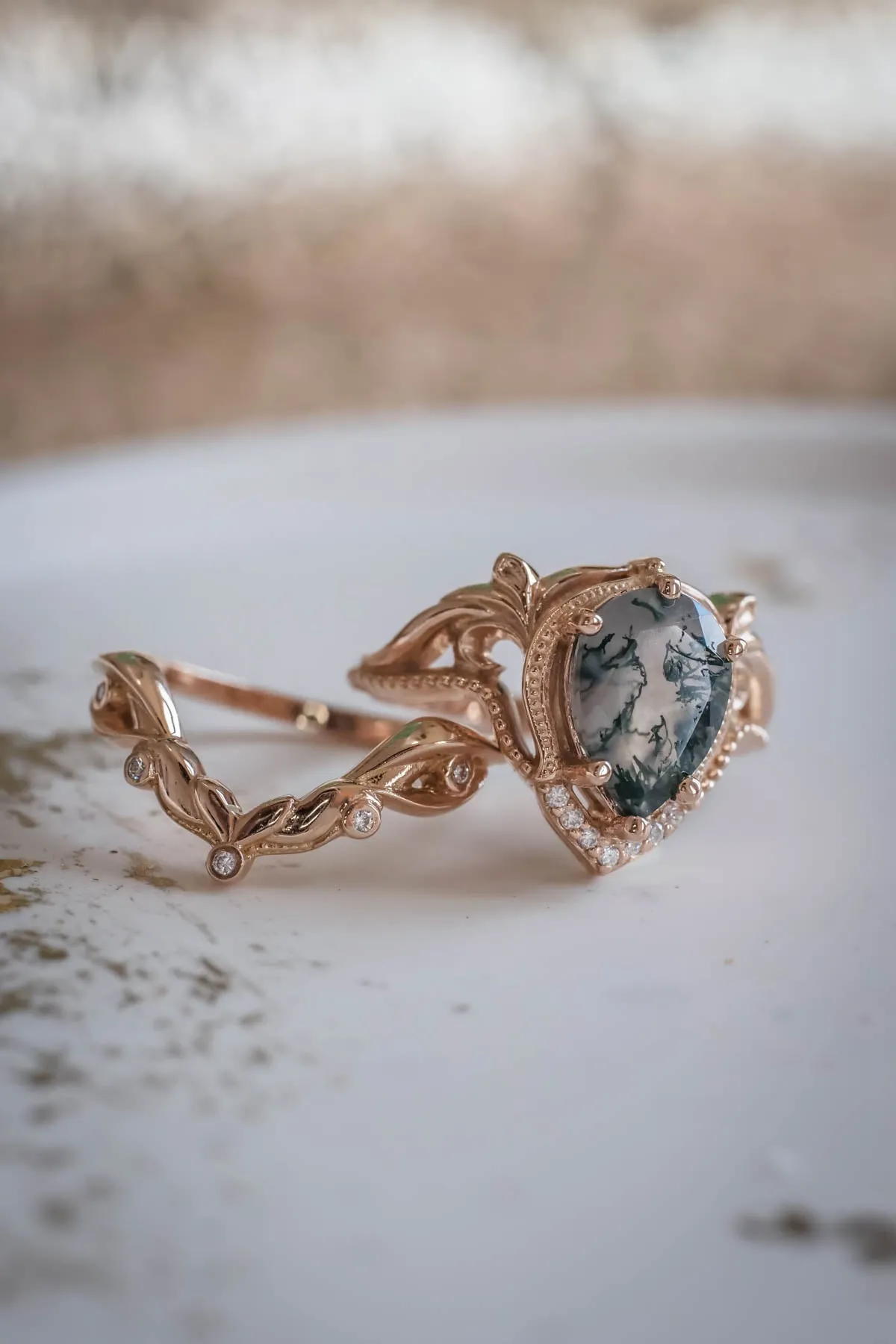 Moss agate engagement ring set, alternative ring set / Lida