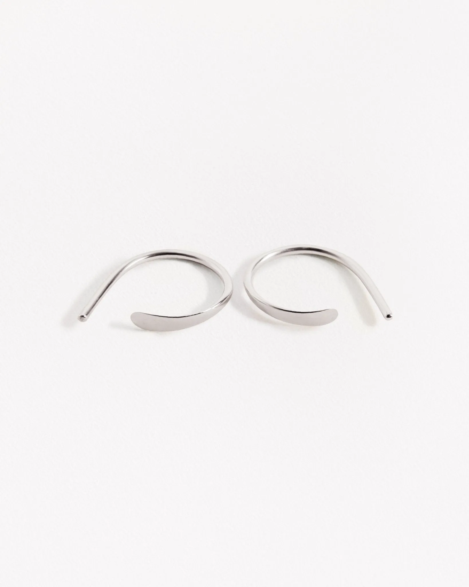 Noe Hoop Earrings