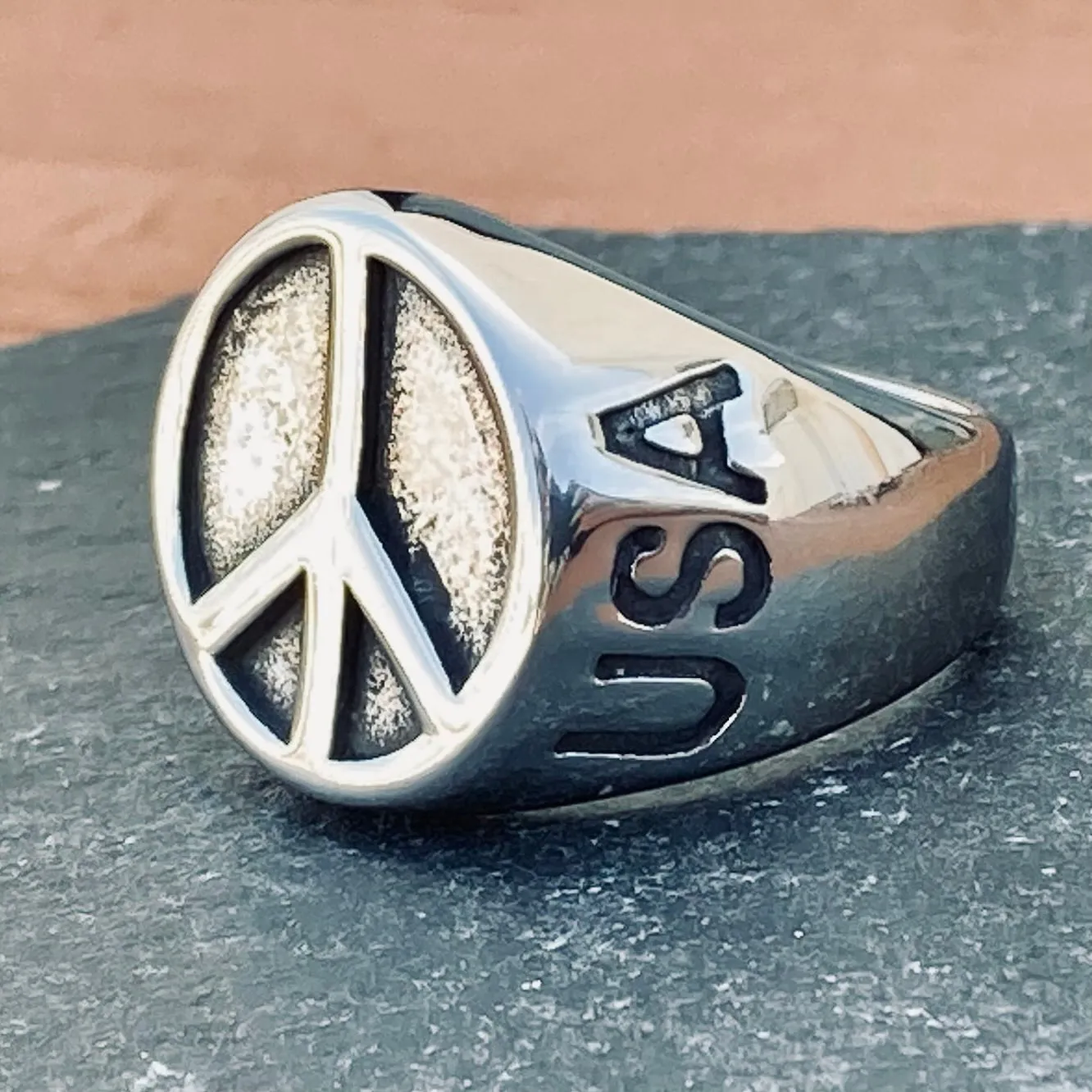 Peace Sign Ring - Silver - R140