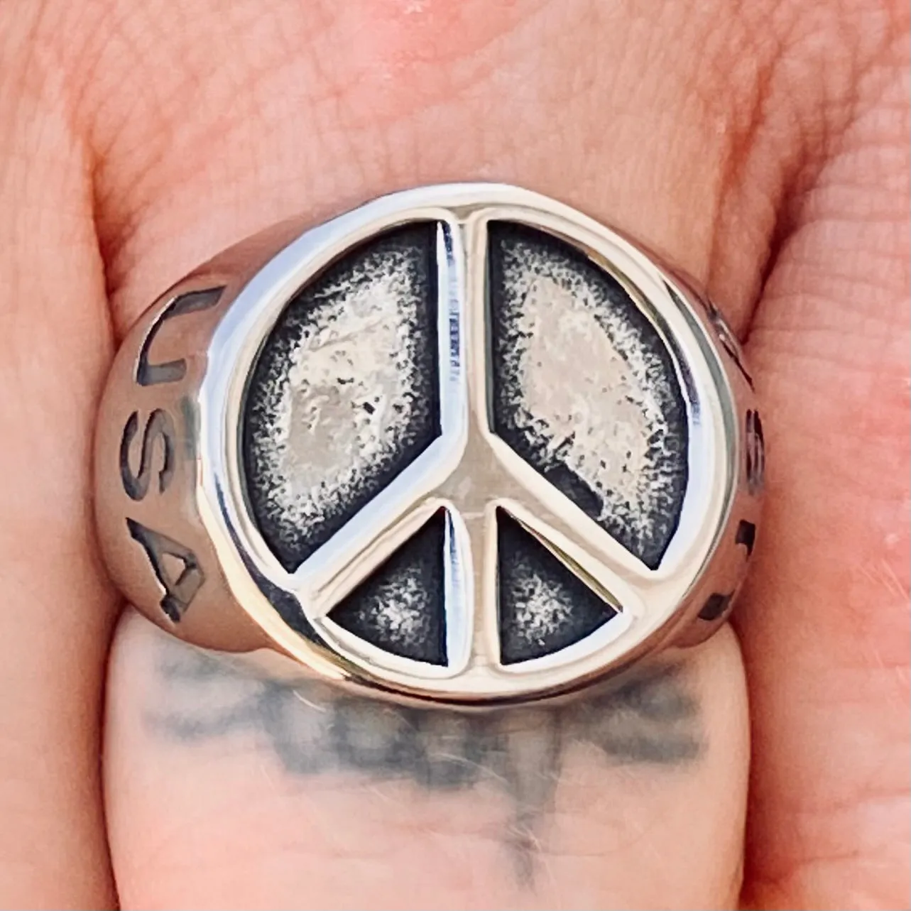 Peace Sign Ring - Silver - R140