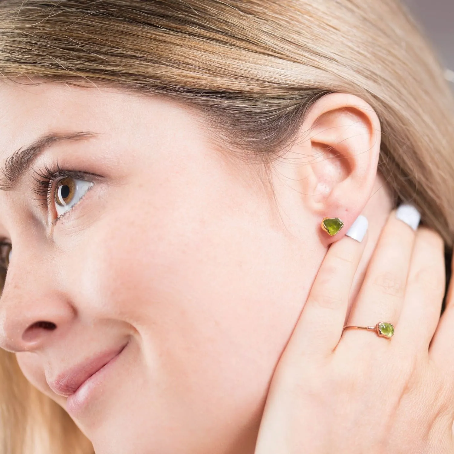 Raw Peridot Stud Earrings in Rose Gold