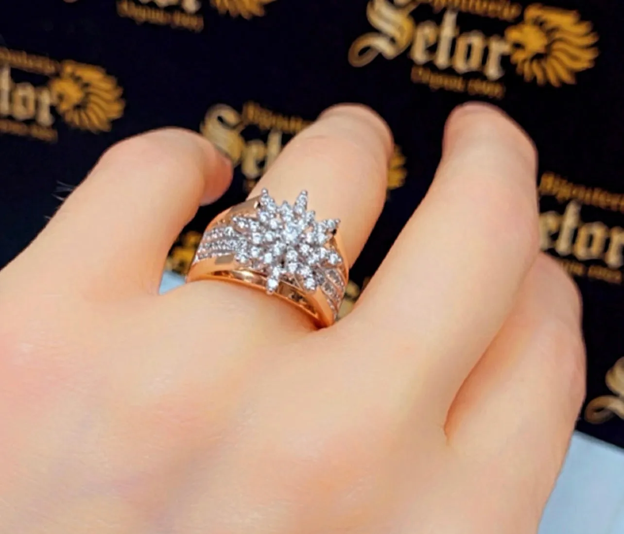 Rose gold snowflake ring WR381