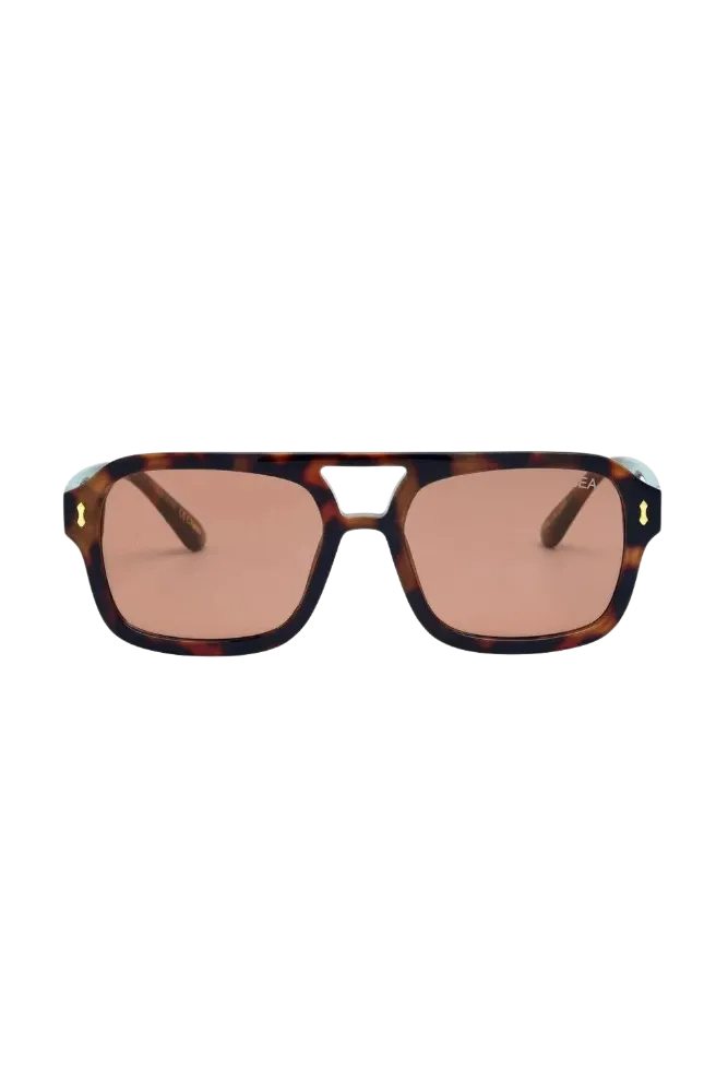 Sure! Here’s an optimized title for your e-commerce product:

Premium Royal Peach Polarized Sunglasses - Stylish UV Protection for Ultimate Outdoor Experience