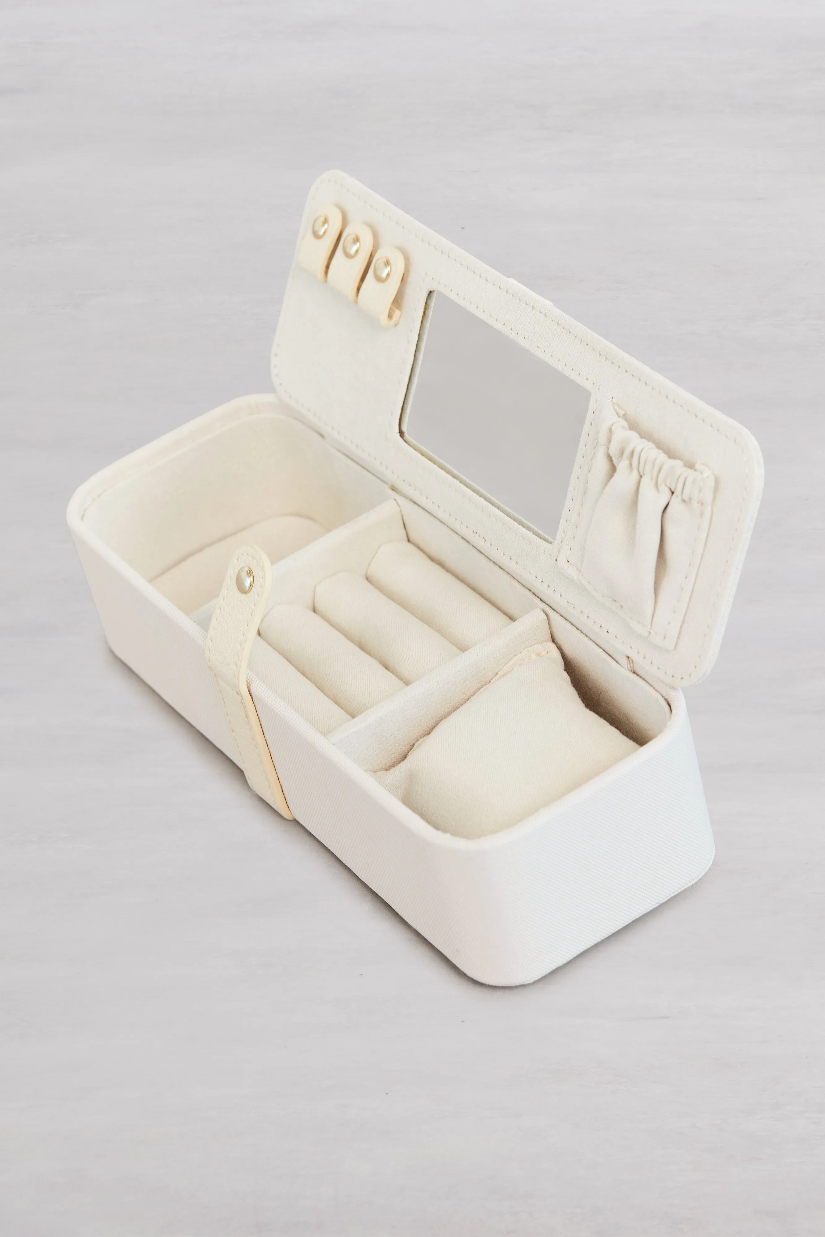 The Jewelry Case in Beige