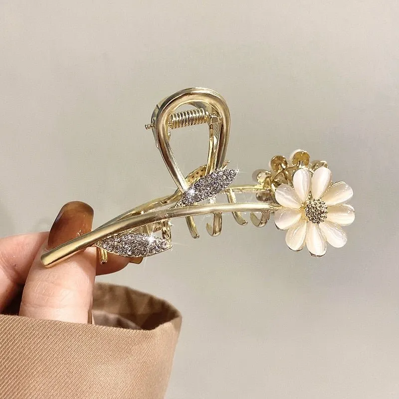 Vintage Crystal Crab Clip